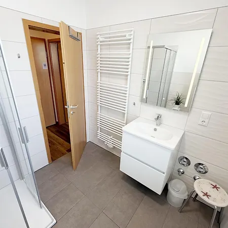 Strandresidenz Brandenburg Whg 32 Mit Balkon Goehren (Ruegen)